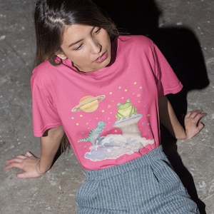 Weirdcore Pastel Goth T-Shirt with Dinosaur and Frog: Cute Mystical Style Shirt with Stars | 90s Throwback Tee Shirt with Pastel Colors