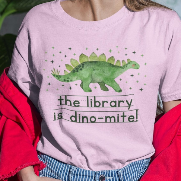 Dinosaur School Librarian Tee Shirt for Back to School, Funny and Adorable 90s Aesthetic Dinosaur Lover T-Shirt for Library Day or Bookworm