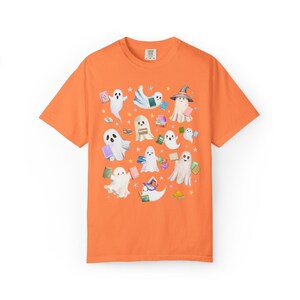 Bookish Ghost Lover Tee Shirt with Ghosts Holding Books for Reading Teacher or School Librarian, Silly Halloween Book Lover Matching Tee Melon