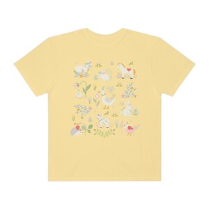 Boho Cottagecore Style Shirt for Animal Lover: Pastel Farm Animals | Whimsical and Cute Floral T-Shirt with Flowers, Sweet Aesthetic Gift Butter