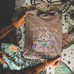 Silly Bookish T-Shirt for Cat Mom or Cat Dad, Funny Saying Shirt for Romance Reader Who Loves Cats, Cute 90s Throwback Tee for Book Lover