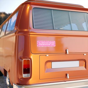 Bumpersticker leraar geschiedenis met felroze esthetiek: had beter op moeten letten bij geschiedenisles, cadeau leraar sociale studies afbeelding 3