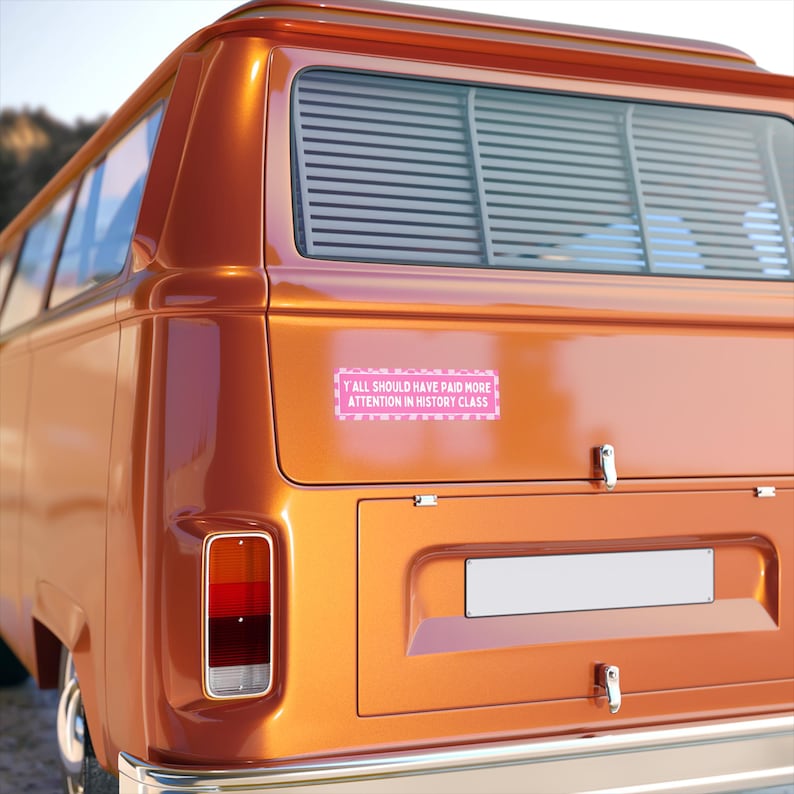 Bumpersticker leraar geschiedenis met felroze esthetiek: had beter op moeten letten bij geschiedenisles, cadeau leraar sociale studies afbeelding 3