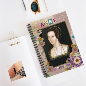 Funny Anne Boleyn Notebook: 90s Aesthetic Journal for History Major |  English History Teacher or History Lover Gift, Social Studies Teacher