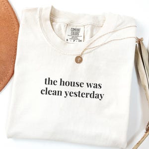 Funny Mama Tee Shirt for Mom of Teenagers or Mama of Toddlers, Silly and Cozy Minimalist Shirt, Sarcastic Mom, Comfort Colors, Gift for Mom