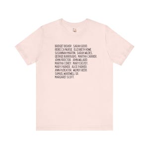 Camiseta de historia estadounidense para estudiantes de historia que aman las vibraciones de las brujas, juicios de las brujas de Salem del siglo XVIII, camiseta de historia femenina de MA, estudios sociales Soft Pink