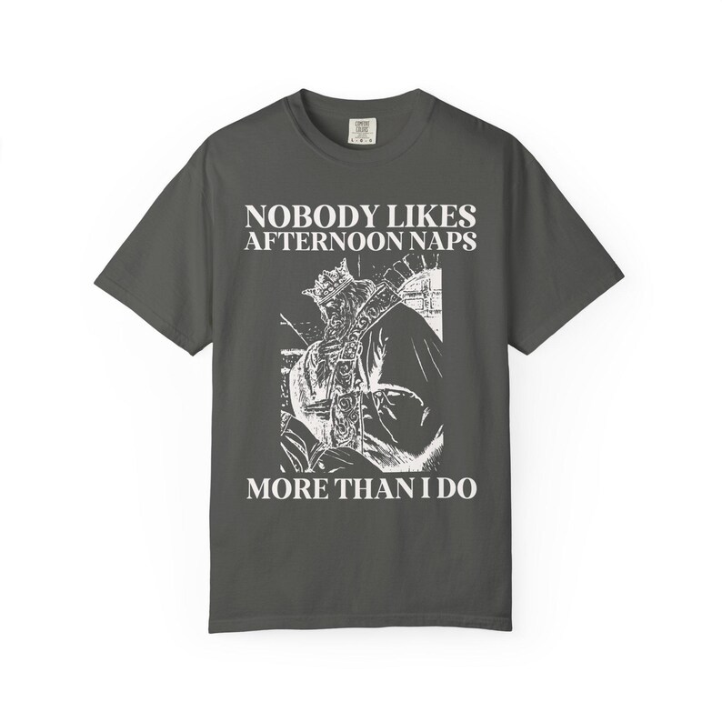 Funny Napping Tee Shirt for Friend or Mom Who Loves Afternoon Naps, Silly Sarcastic I Love Naps New Mama Present with Vintage Aesthetic Pepper