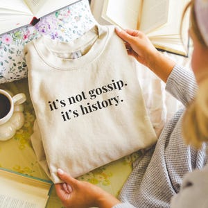 History Lover Sweatshirt for History Major, History Professor, Social Studies Teacher, Funny Saying Women&#39;s History Crewneck for Historian