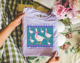 Nostalgic Silly Goose Tee Shirt with Cute Coquette Bows and Adorable Doodle Hearts, 90s Aesthetic Soft Girl Style T-Shirt for Animal Lover
