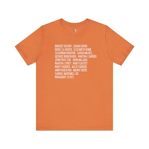 Camiseta de historia estadounidense para estudiantes de historia que aman las vibraciones de las brujas, juicios de las brujas de Salem del siglo XVIII, camiseta de historia femenina de MA, estudios sociales Burnt Orange