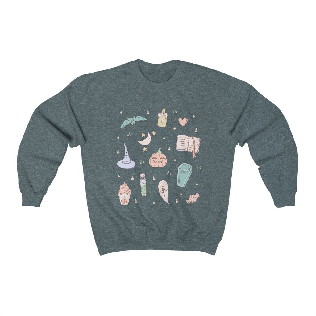 Discover Pastel Halloween Sweatshirt: Cute Retro Halloween Shirt | Pastel Goth Star Sweatshirt, Spooky Pumpkin, Witchy Vibe, Magical Shirt Fall Shirt