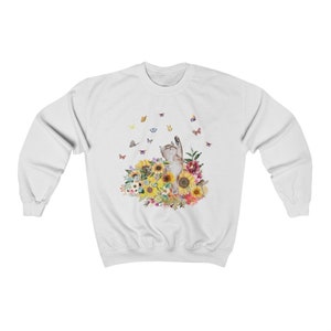 Cat Sweatshirt for Fall: 90's Throwback Shirt | Gift for Cat Mom, Funny Cat Sweatshirt, Nostalgic Sweatshirt of Cat, Kitten with Butterflies White