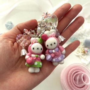 Handmade polymer clay - Miffy keychain