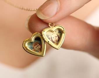 Heart Locket Necklace with Photos, Gold Locket With Pictures, Personalized Heart Locket, Customized Engraving Initial Necklace, TINY HEART