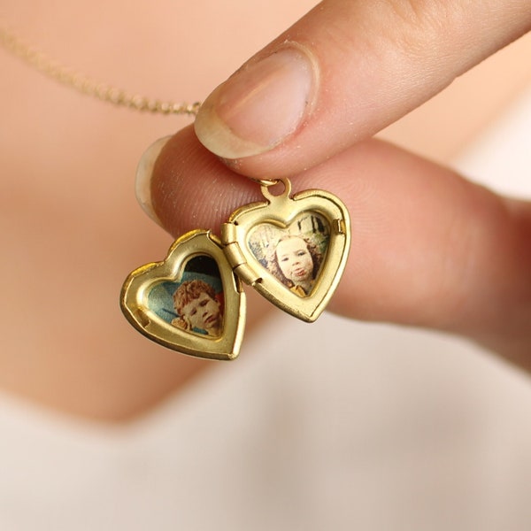 Heart Locket Necklace with Photos, Gold Locket With Pictures, Personalized Heart Locket, Customized Engraving Initial Necklace, TINY HEART