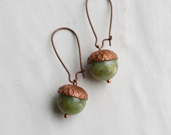 Boucles d'oreilles gland, glands vert mousse, bijoux pour l'automne, boucles d'oreilles d'automne, cadeau pour les amoureux de la nature, cadeau pour femme, boucles d'oreilles gland olive