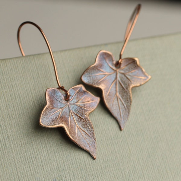 Autumn Leaf Earrings, Copper Ivy Earrings, Pearl Opal Leaf Earrings, Ethereal LOTR Lord of the Rings Earrings, Opal Earrings, 0PAL IVY EAR