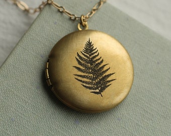 Fern Leaf Locket Necklace, Gold Engraved Personalised Locket with Photos, Picture Locket, Botanical Custom Engraving, FERN LOCKET