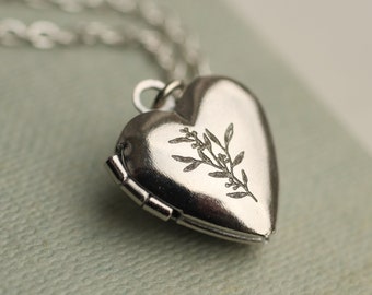 Antique Silver Large Locket Pendant on Chunky Silver Chain Etsy India