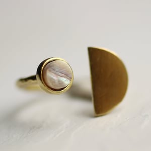 Moon Ring, Gold Moon Ring, Sun Moon Star Jewelry, Adjustable, Mother of Pearl Ring, Gift for Teens, Resizable Ring, MOP GOLD MOON Ring white