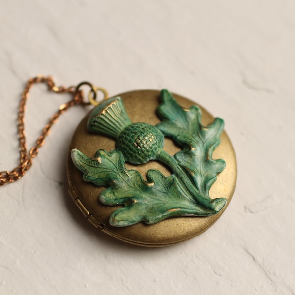 Scottish Thistle Locket, Scottish Gift, Thistle Necklace, Leaf Jewelry, Scotland, Personalized Necklace, Customized, VERD THISTLE LOCKET