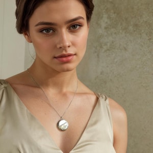 Collier médaillon personnalisé en argent, médaillon rond simple avec photos, gravure personnalisée, LKSP-30