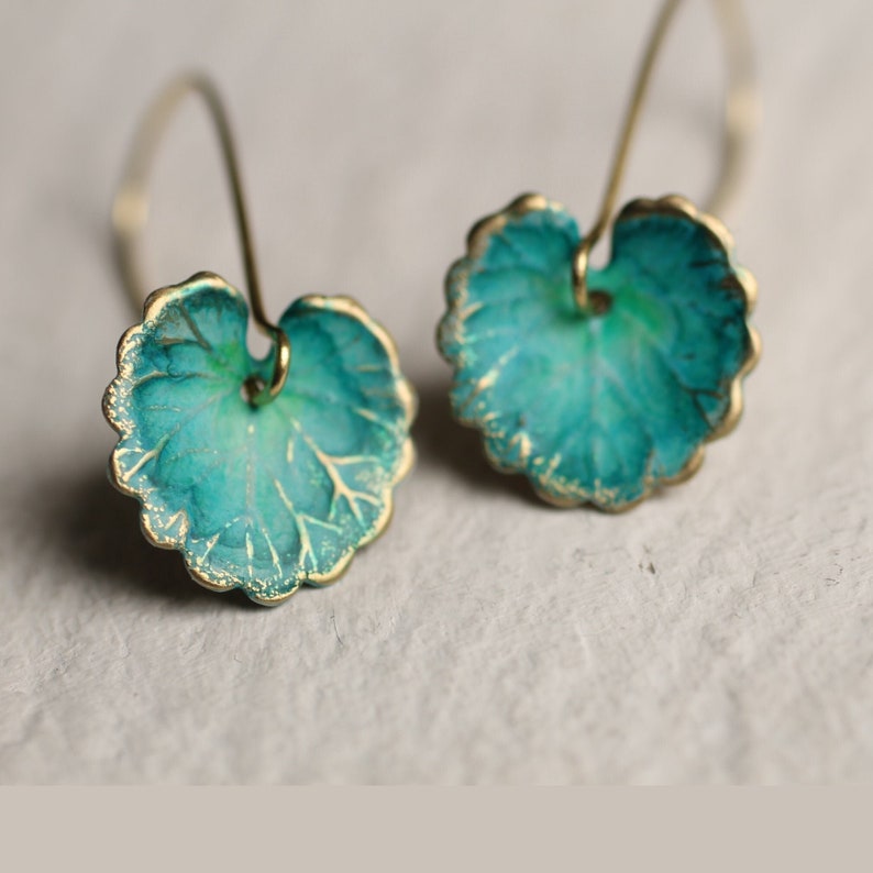 Turquoise Leaf Earrings, Art Nouveau, Arts and Crafts Lily Pad, Green Leaf Earrings, Boho Turquoise Long Earrings, STANDARD LEAF EAR zdjęcie 1