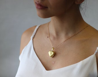 Heart Locket Necklace With Photo 