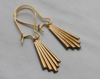 Gold Art Deco Ohrringe, Jugendstil Ohrringe, Gold Ohrringe, Geschenk für Frauen, Geometrisch Chrysler Vintage Modern, CHRYSLER OHRRINGE