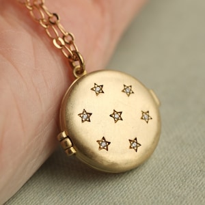 Gold Star Locket with Photos, Zodiac Locket Necklace, Personalised Photo Necklace, Best Friend Engraved Photo Locket, Cosmic Star LKGP-34