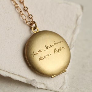 Locket Necklace with Photos, Handwriting Locket, Gold Simple Personalized Locket, Engraved Customized Necklace, Memorial Necklace, MED ROUND