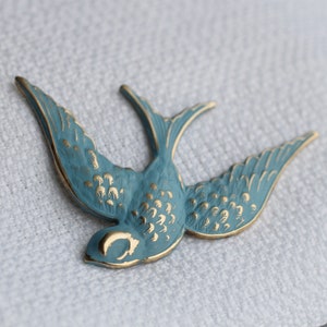 Swallow Bird Brooch, Sky Blue Bird, Bluebird Brooch, Pin Badge Cornflower Blue 1950S Fifties Retro Brooch, FEATHERED BIRD BROOCH image 2