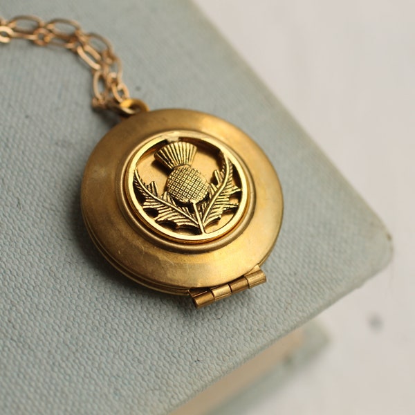 Scottish Thistle Locket with Photos, Thistle Necklace with Pictures Personalized Scottish Gift, Thistle Necklace, Leaf GOLD THISTLE LOCKET