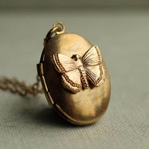 Butterfly Locket Necklace: Personalized Photo Locket Jewelry, Antique Brass, LK-303