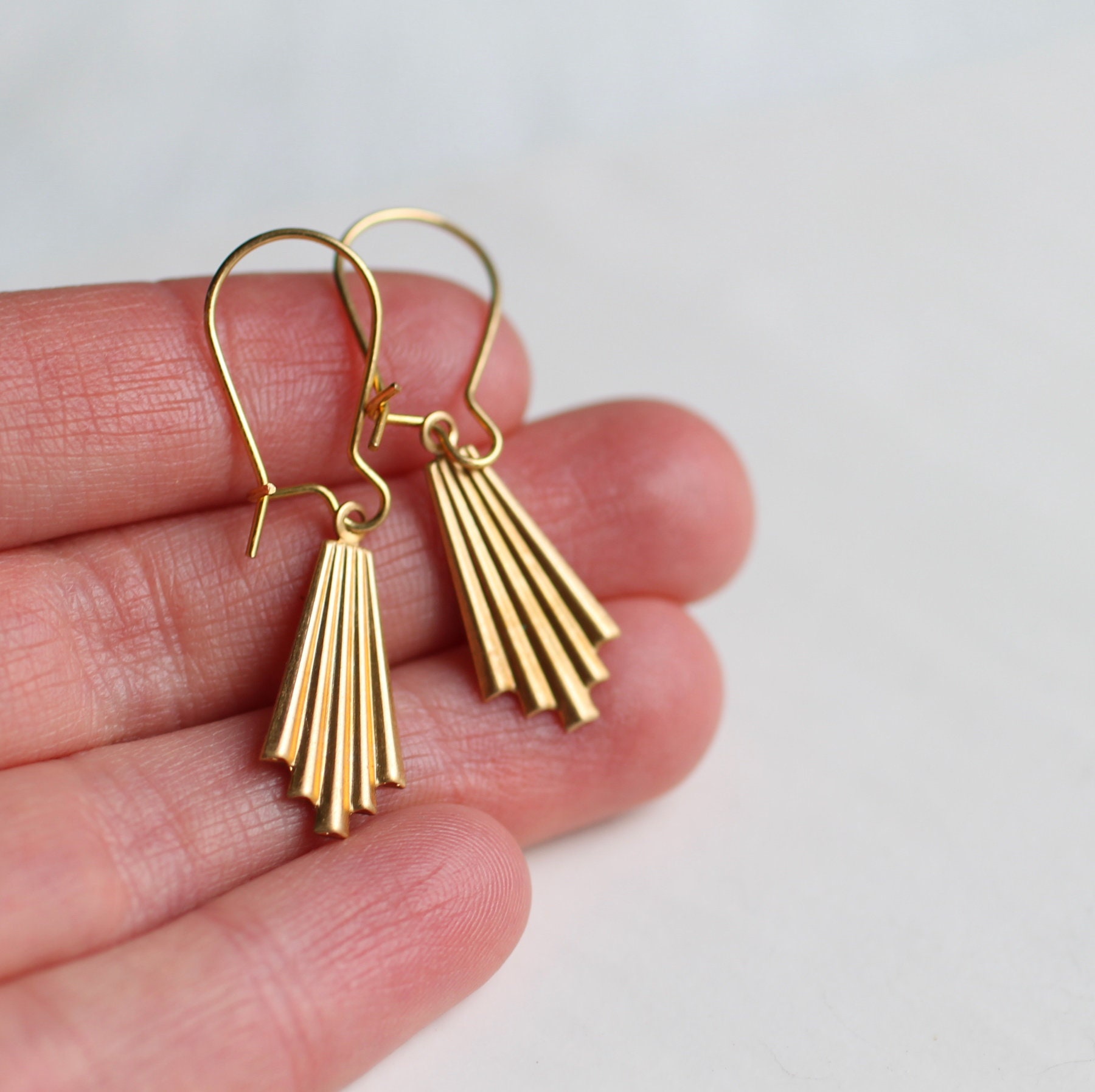 Art Deco Earrings Pearl Drop Gold Long Stick Round Stud Vintage Style Lady Gift 
