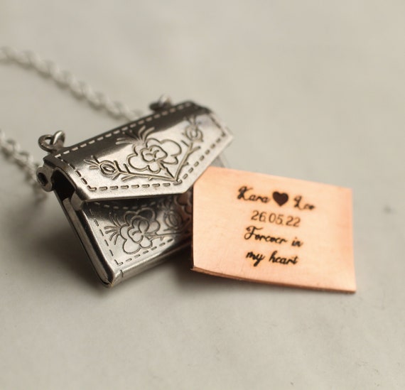 Mother's Day Gift-Custom Love Letter Envelope Necklace – Holura
