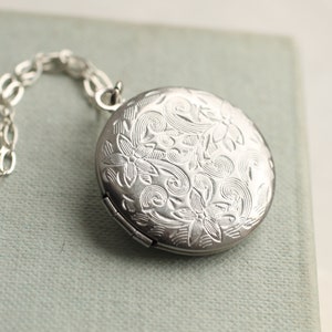 Silver Flower Locket Necklace, Bridal Locket, Personalized Antique Victorian Photo Locket, Custom Engraved Gift for Mom, Grandma LKSP-27