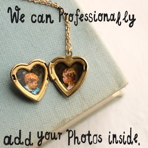 Herz-Medaillon-Halskette mit Foto, goldenes Initial-Medaillon, Jugendstil, Mädchen-Halskette, personalisierte Halskette mit Gravur, Jugendstil-Herz Bild 2