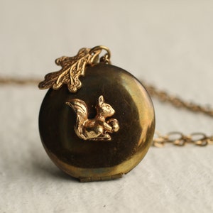 Squirrel Locket, Squirrel Necklace, Autumn Jewelry, Acorn Necklace, Woodland Jewelry, Gift for Autumn, October Birthday, SQUIRREL LOCKET image 1