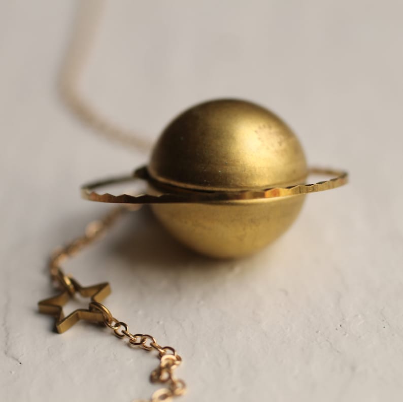 Planet Locket Necklace, Moon Pendant, Locket with Photos, Sphere Locket, Personalised Photo Gift, Teenage Gift Ideas, GOLD PLANET LOCKET 
