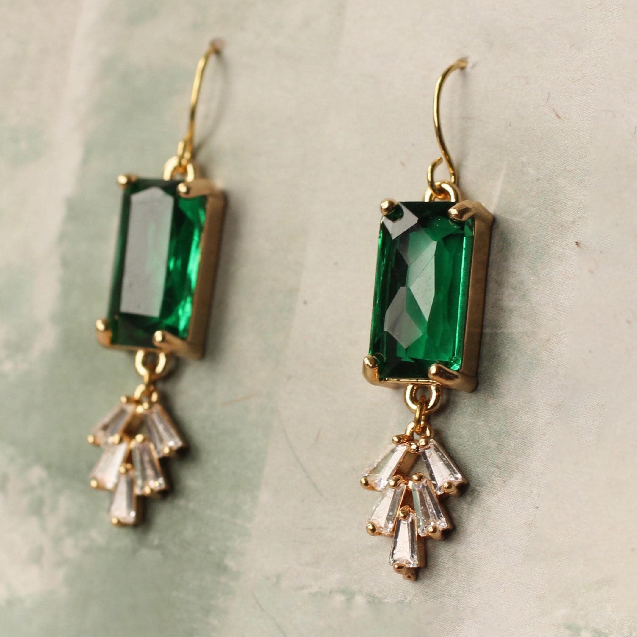 Art Deco Emerald Earrings, Green Bridal Earrings, Gift for Bridesmaids, Art Nouveau Vintage Wedding Jewelry, 1920s Gatsby Drop Earrings