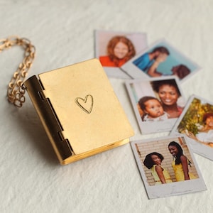 Gepersonaliseerde polaroid fotoalbum medaillon: gegraveerde doos kist aandenken LKGP-11