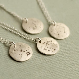 Sterling zilveren sterrenbeeld ketting sterrenbeeld, kleine bedelketting, gepersonaliseerd sterrenbeeld cadeau, astrologie sieraden cadeau voor vriendin