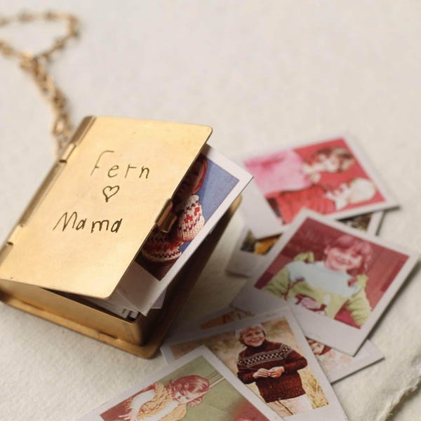 Collar con medallón para foto y escritura a mano: Álbum Polaroid personalizado, latón grabado, LKGP-11