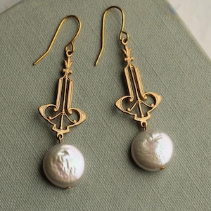 Art Deco Pearl Earrings: Bridal, 1920s Gatsby Style