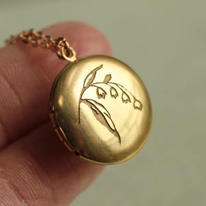 Lily of the Valley Personalized Locket Necklace, Birth Flower Gold Necklace with Photo, Engraved Gift, Bereavement Memorial Gift LKGP-42