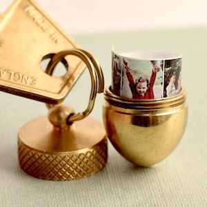 Personalized Acorn Photo Locket Keyring: Container Casket Locket with Photos, LKGP-60