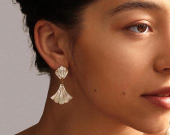 Art Deco Mother of Pearl Bridal Earrings: Mermaid Shell Jewelry