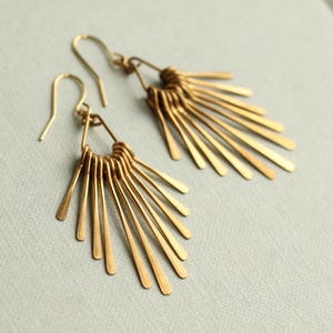 Gold Fransen Statement Chandelier Ohrringe: Boho Ohrringe Bild 3