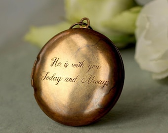 Broche de medallón nupcial personalizado: recuerdo fotográfico de latón antiguo, LKGP-17